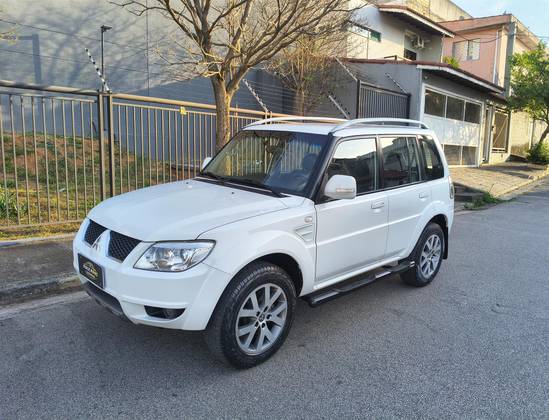 MITSUBISHI PAJERO TR4 2.0 4X2 16V 140CV FLEX 4P MANUAL
